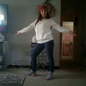 Meet your Posher, Elba